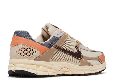 AIR ZOOM VOMERO 5 'SASHIKO'