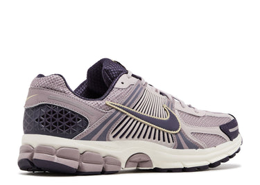 AIR ZOOM VOMERO 5 'PLATINUM VIOLET GOLD'