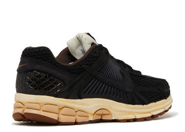 AIR ZOOM VOMERO 5 'BLACK SESAME'
