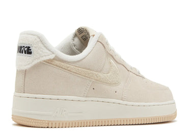WMNS AIR FORCE 1 '07 SE 'SANDDRIFT FLEECE'